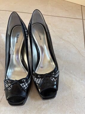 Style & Co. Black Patent Peep-Toe Pumps with Houndstooth Trim